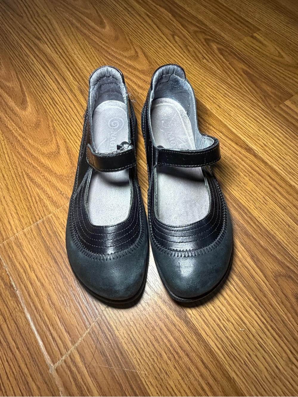 Naot Kirei Mary Jane Comfort Black flat 36 US 6